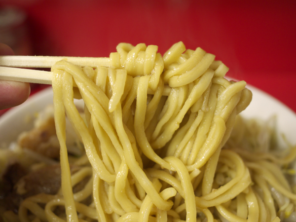 ラーメン二郎 麺